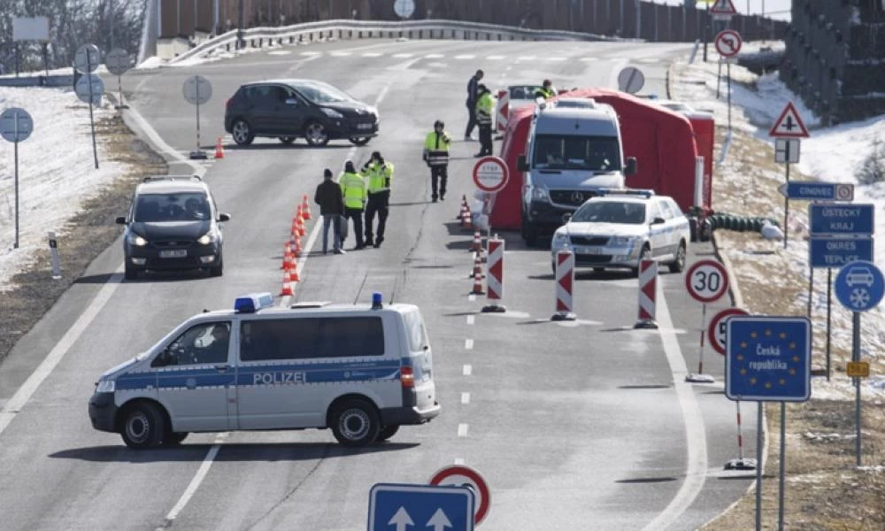 Η Γερμανία κλείνει οριστικά τα σύνορα σε Τσεχία και Αυστρία λόγω της πανδημίας